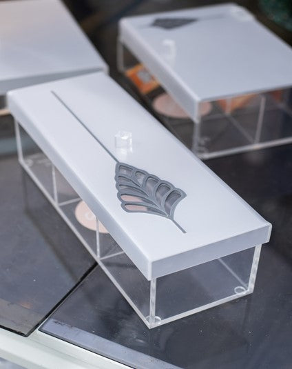 Leafline Plexi Long Box