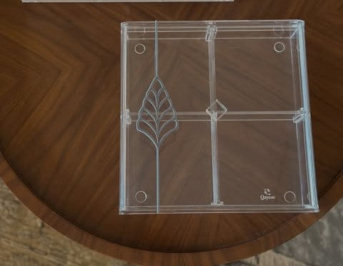 Leafline Plexi Square Box